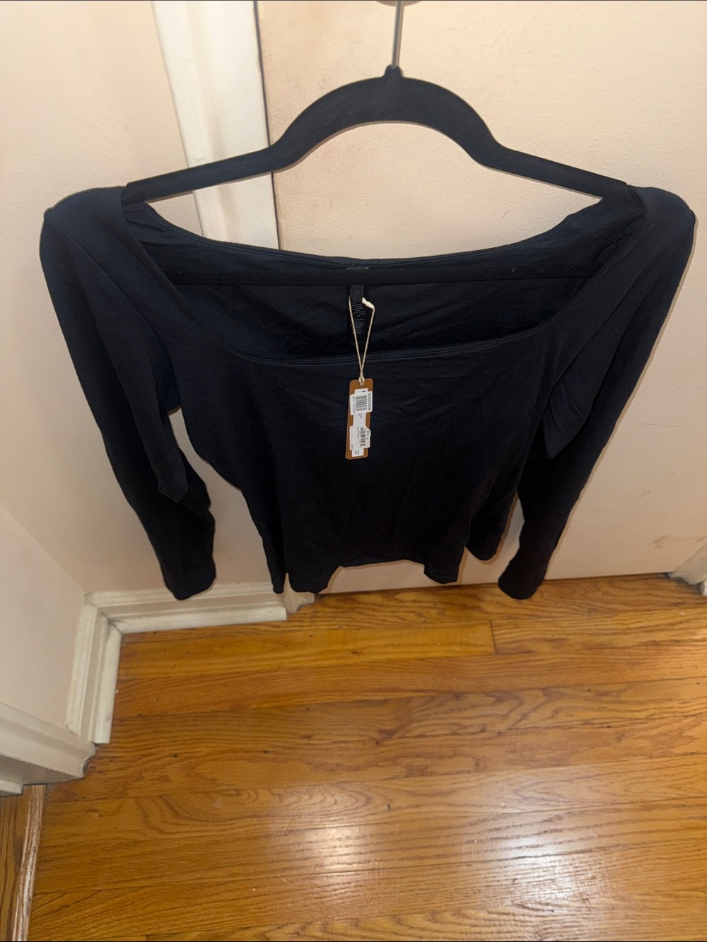 NWT SKIMS Black Long Sleeve Top